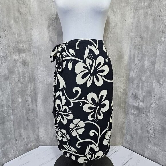American Vintage Dresses & Skirts - Vintage 90s Lindissima M/L Black Ivory Tropical Hawaiian Floral Wrap Cover Up